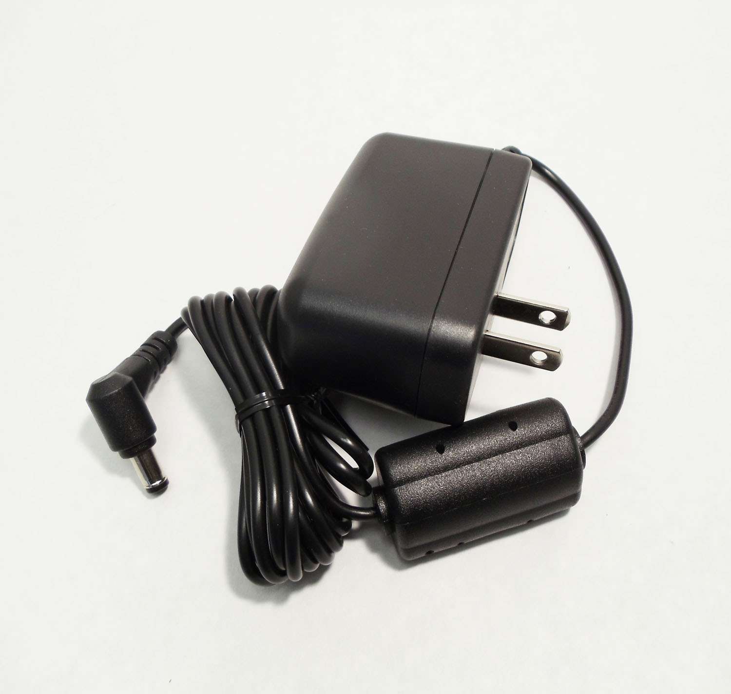 UNIDEN -  AD1009 750mA FACTORY REPLACEMENT AC ADAPTER WITH 2.1MM PLUG FOR BC590, BC760XL, BCT15X SCANNERS