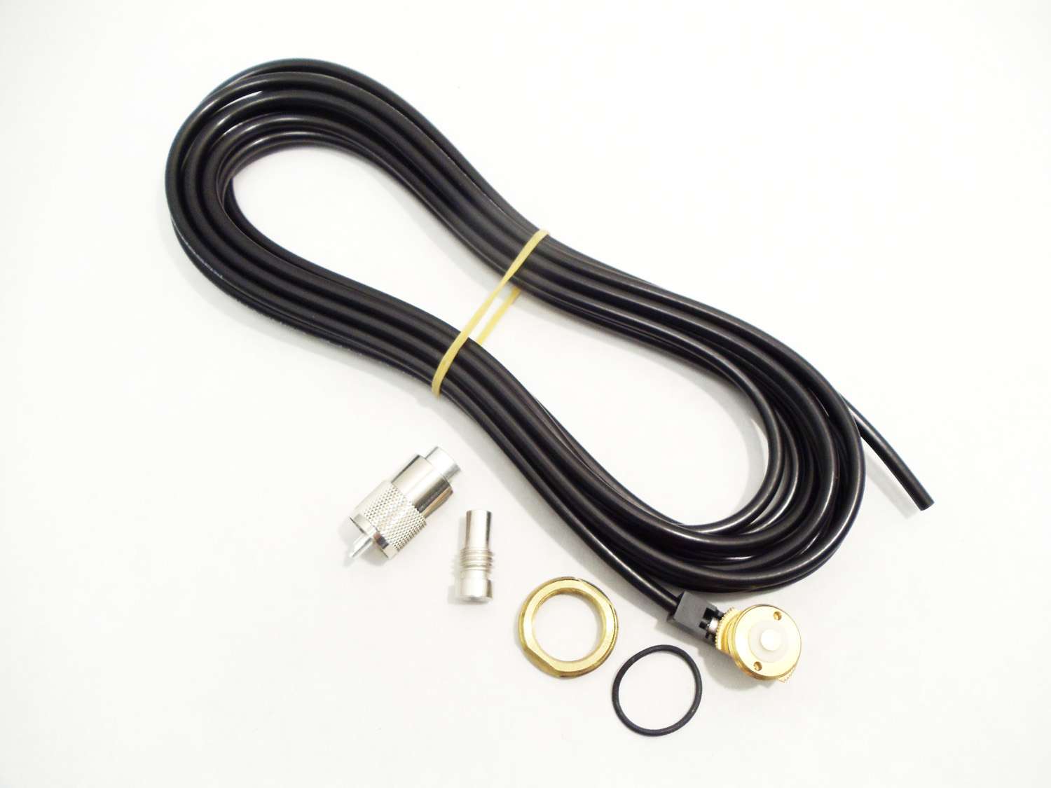 MAXRAD - PERMANENT BODY MOUNT FOR 3/4" HOLE WITH 17' OF RG58A/U COAX CABLE & AMPHENOL SOLDER ON PL259 UHF/M CONNECTOR